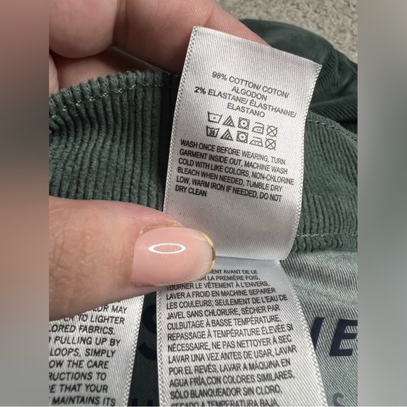 Lucky Brand - High Rise Stevie Flare Corduroy - Size 12/31L - Picture 13 of 16